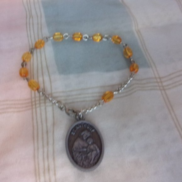 St Anthony Orange Bead Chaplet Bracelet 7" L - Picture 2 of 7